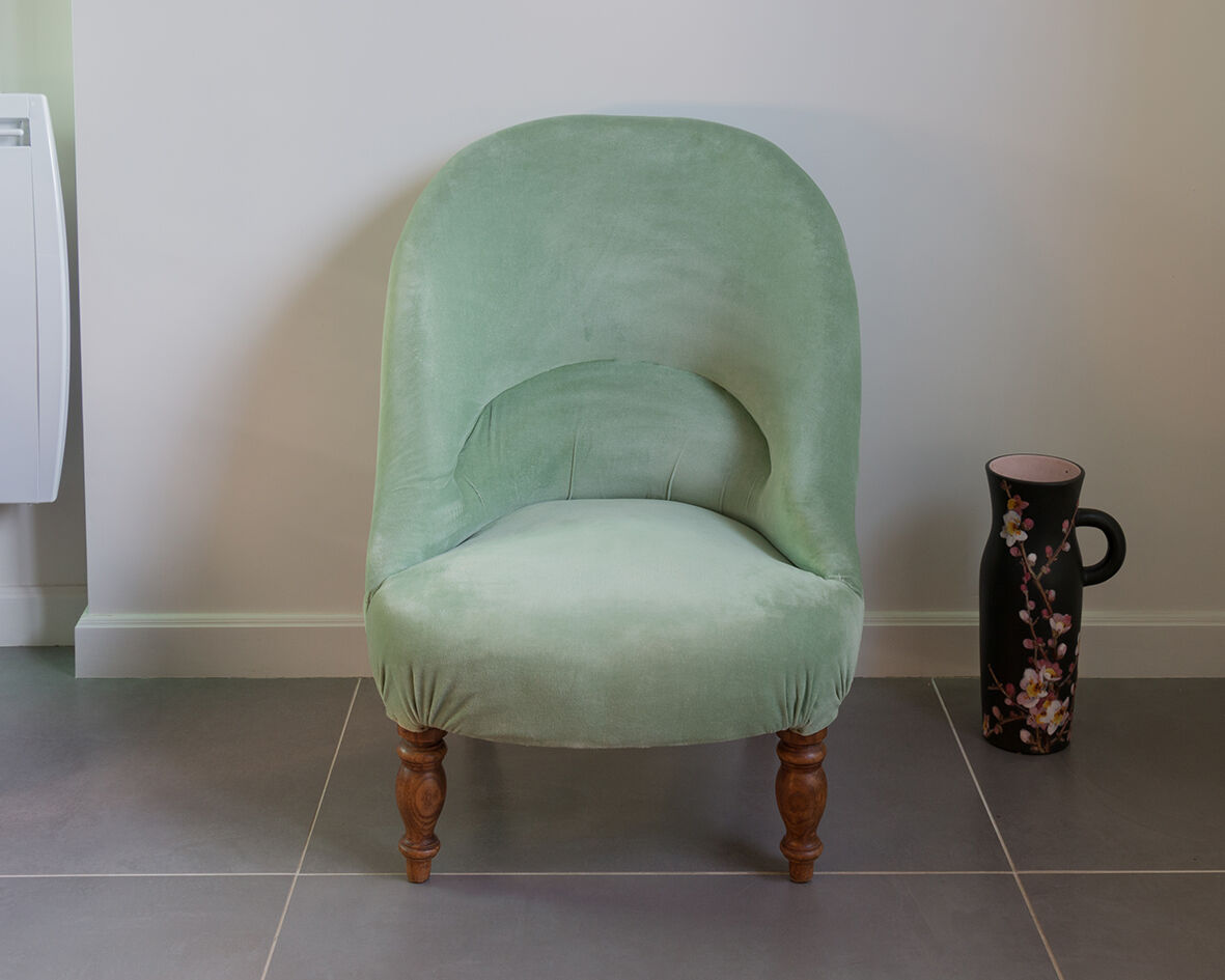 Toad silk velvet armchair