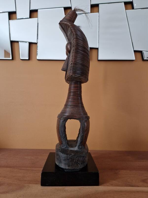 Bwété, reliquary guardian figure - Kota Mahongwé, Gabon - wood and copper