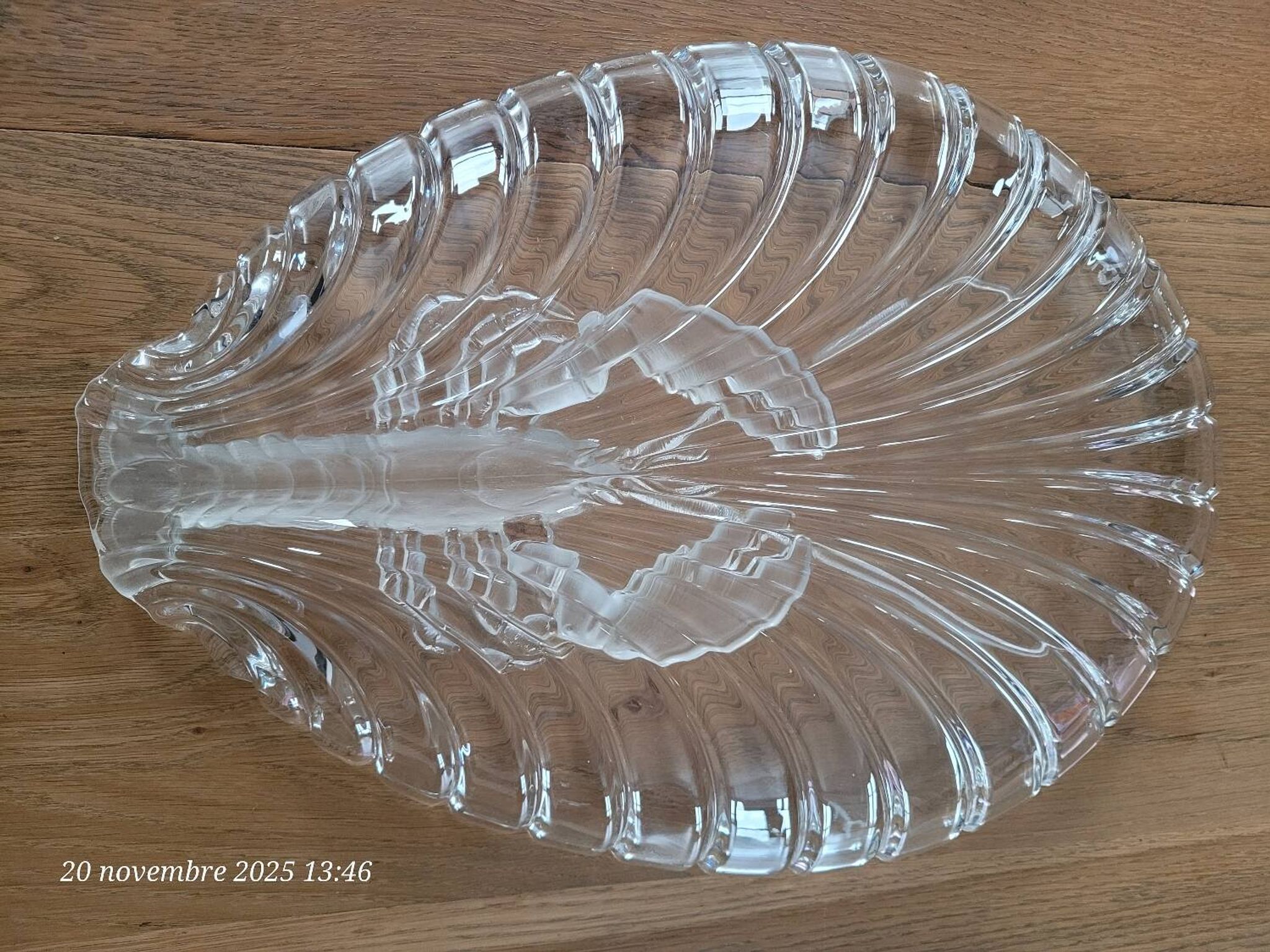 Plat de service en verre