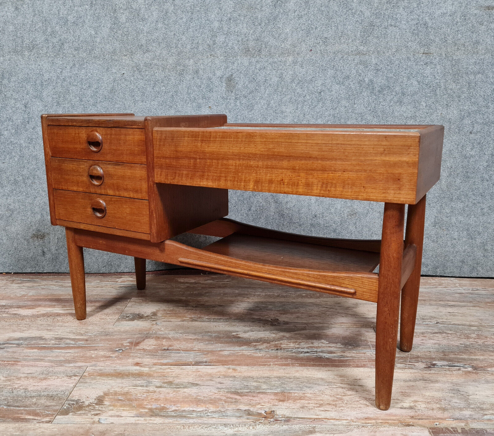 Scandinavian rosewood planter from Rio by Arne Wahl Iversen circa 1960