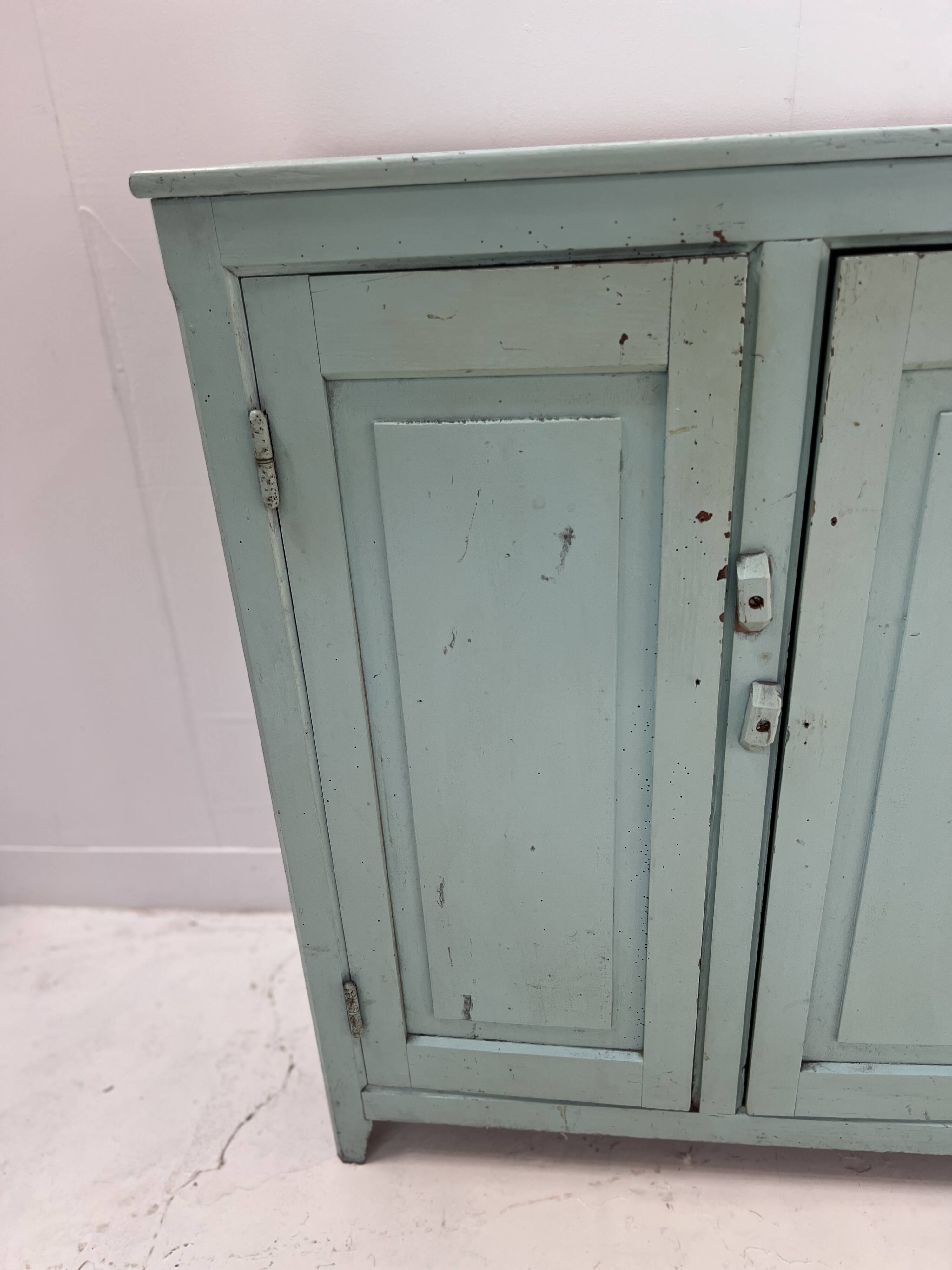 Parisian buffet with three doors in patinated beech, 20th century.