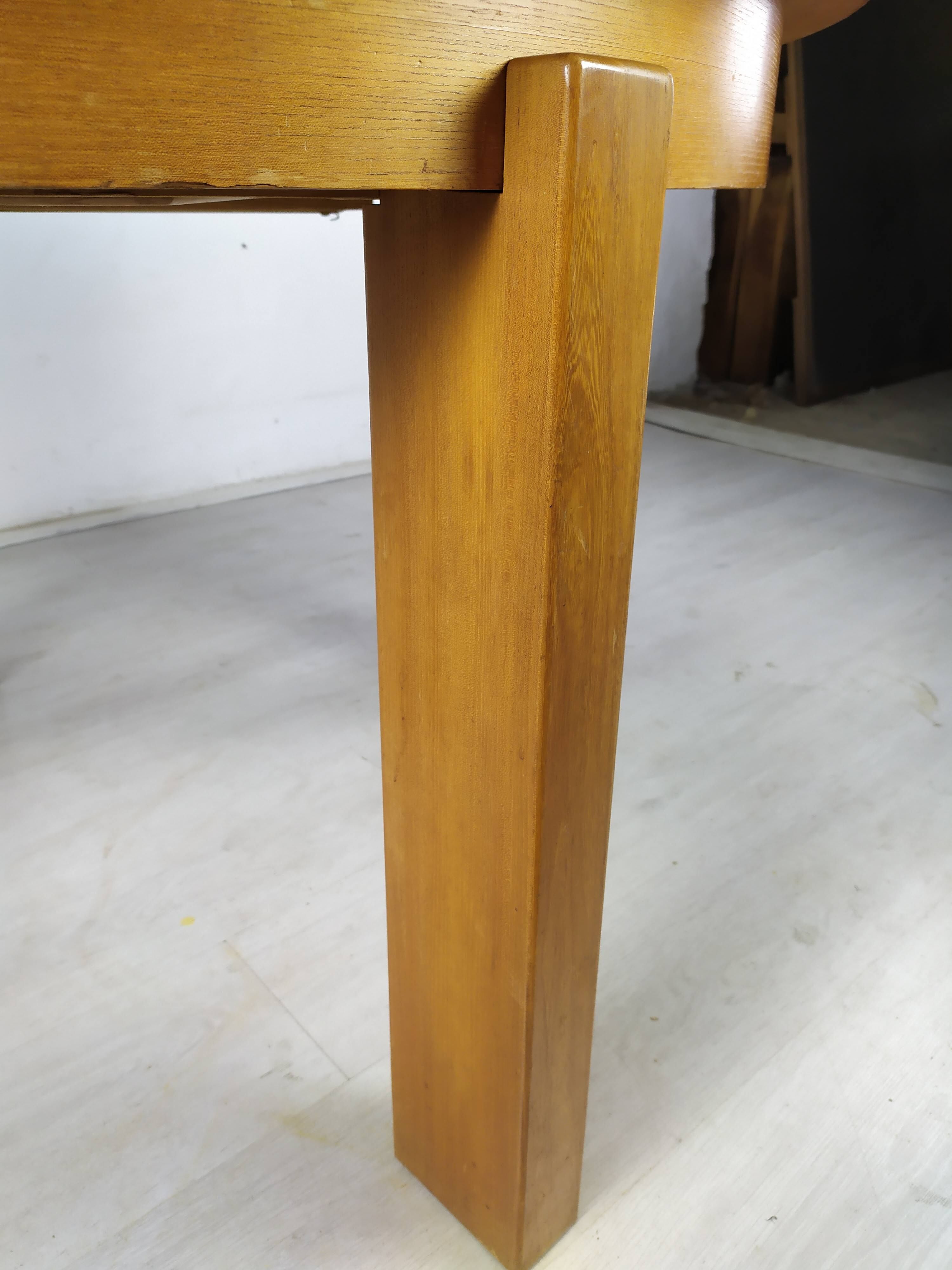 Renewed elm round table