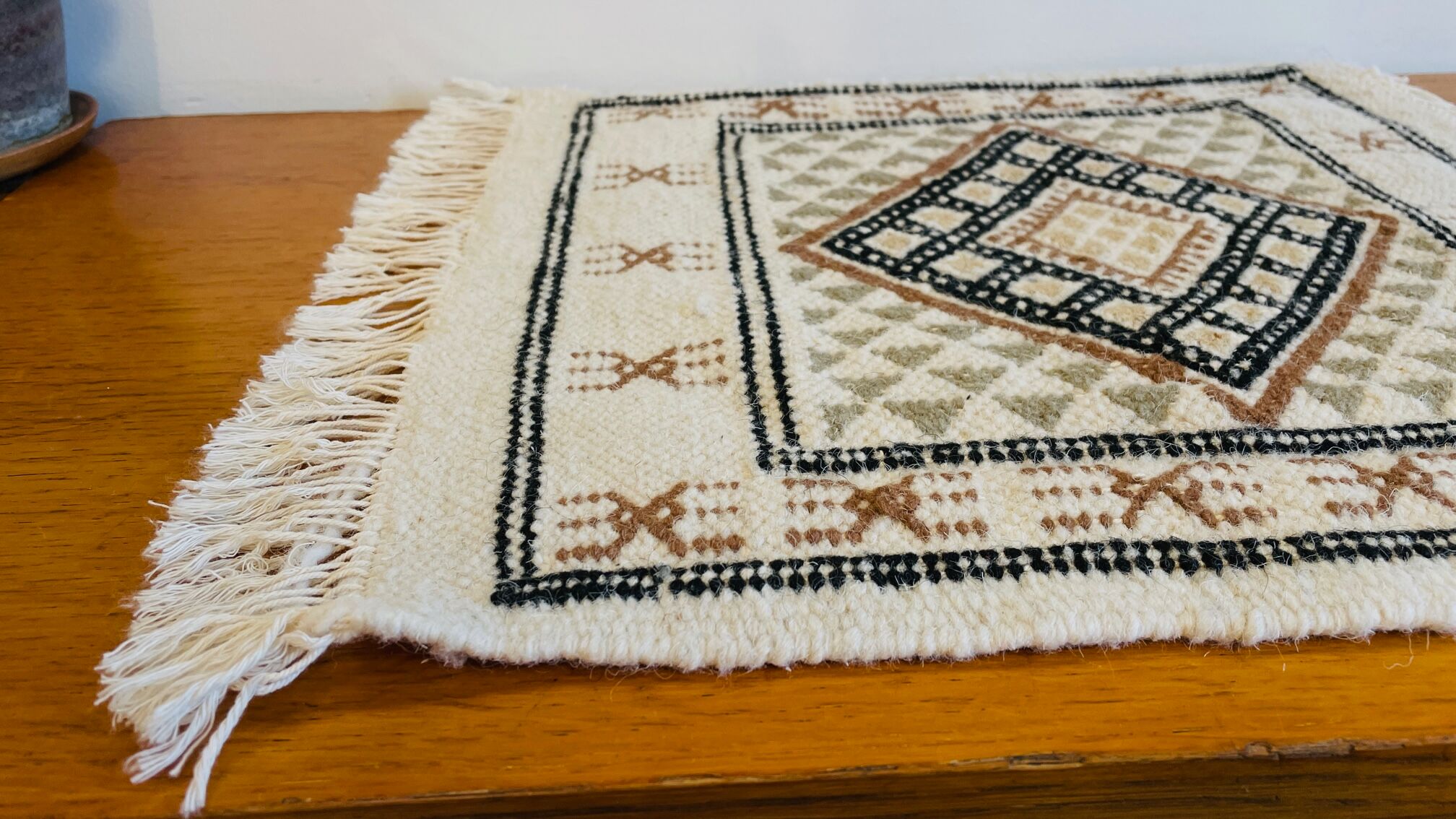 Vintage kilim wool rug - 45cm x 38cm
