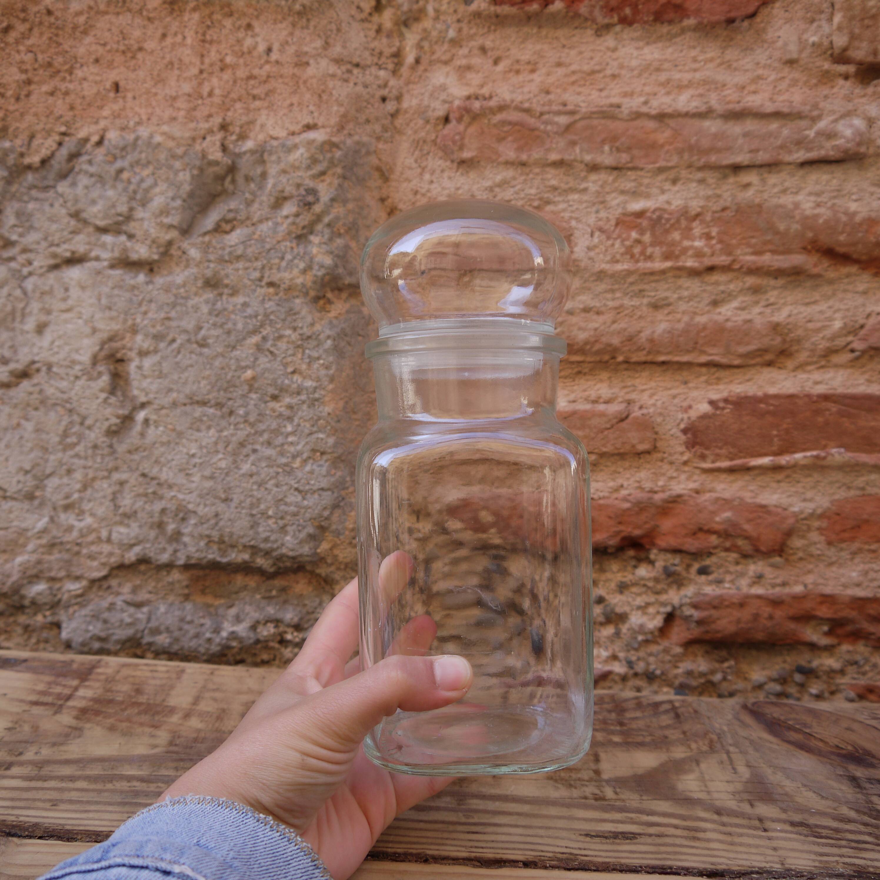 Airtight glass jar