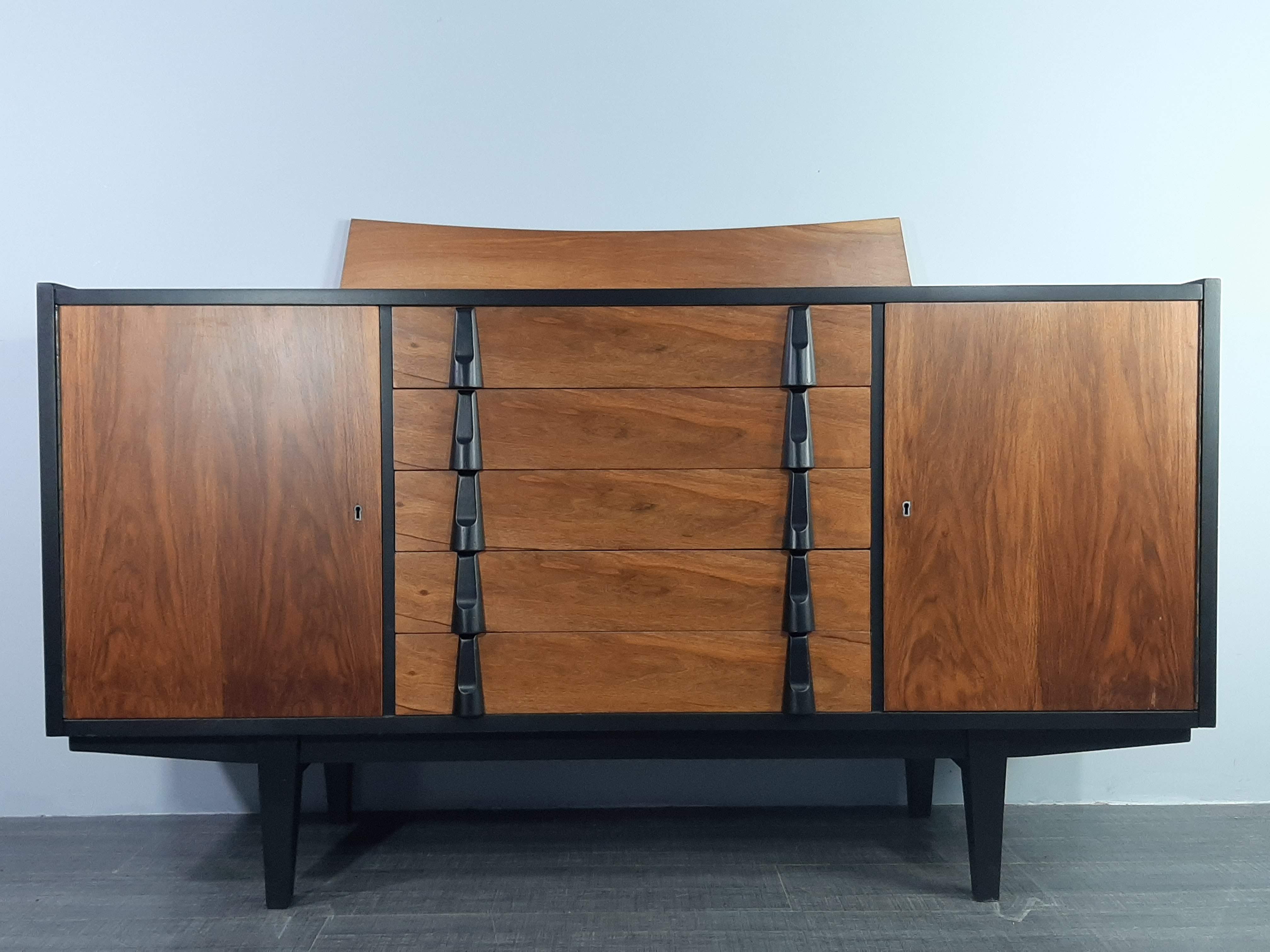 Enfilade rajmund hałas en noyer mid-century polonais 1960s