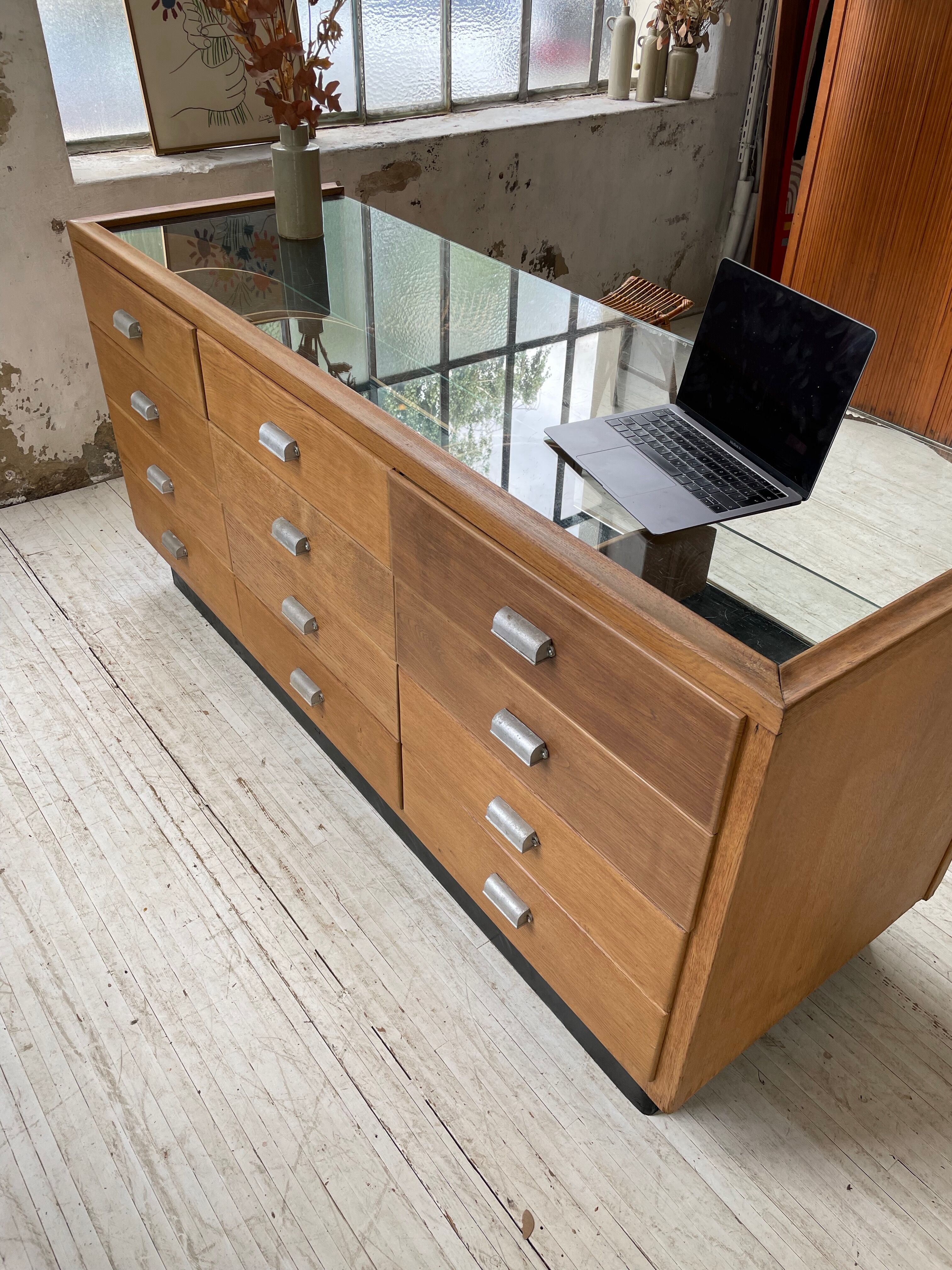 Glass trading post 50s