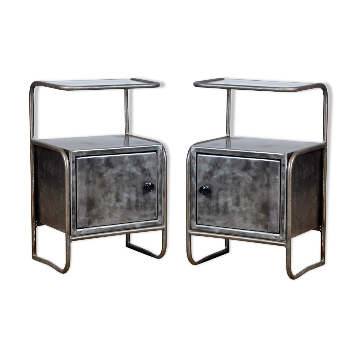 Paire de tables de chevet, années 1950