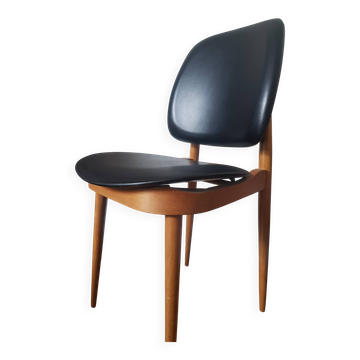 Pegase chair by Pierre Guariche