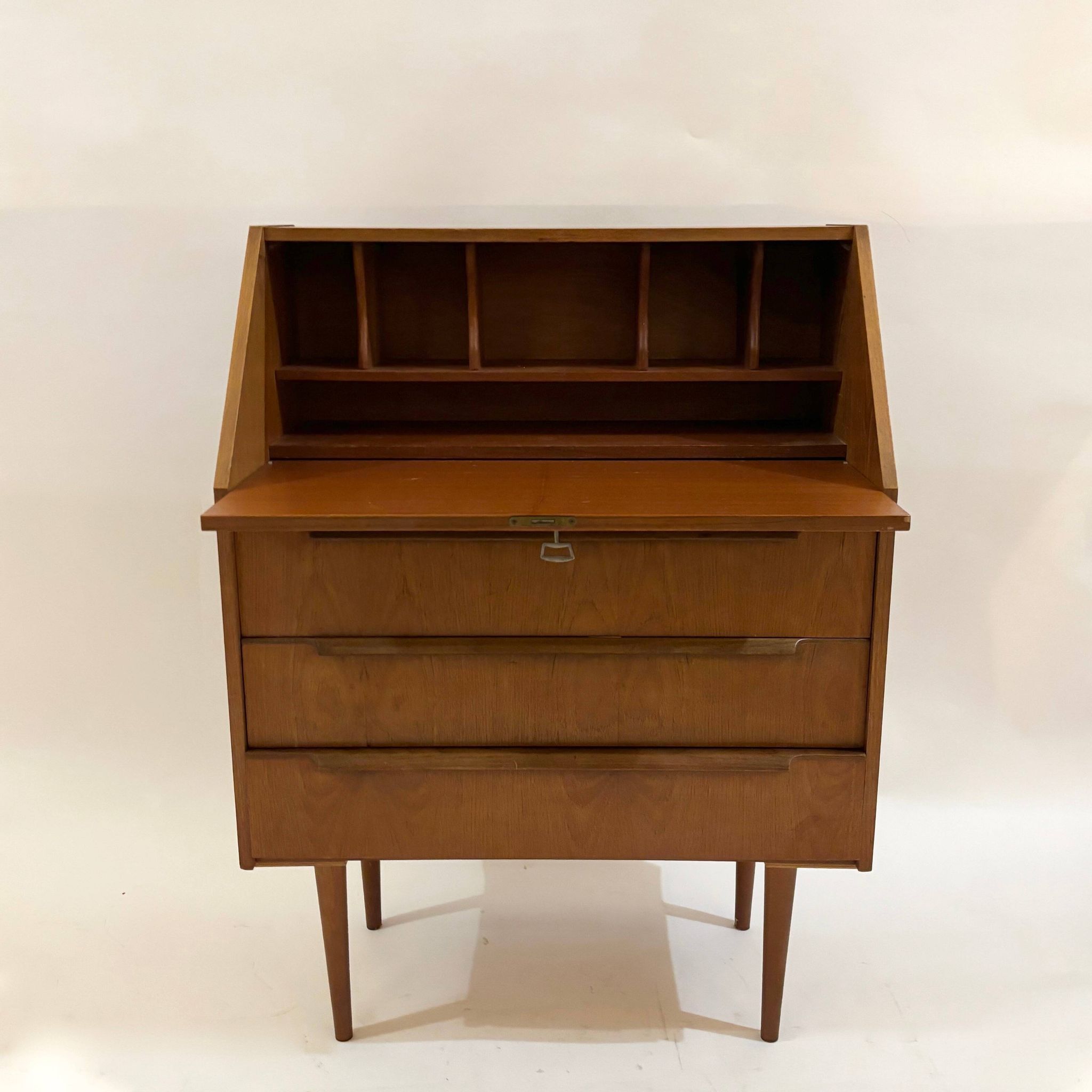Secrétaire scandinave en teck