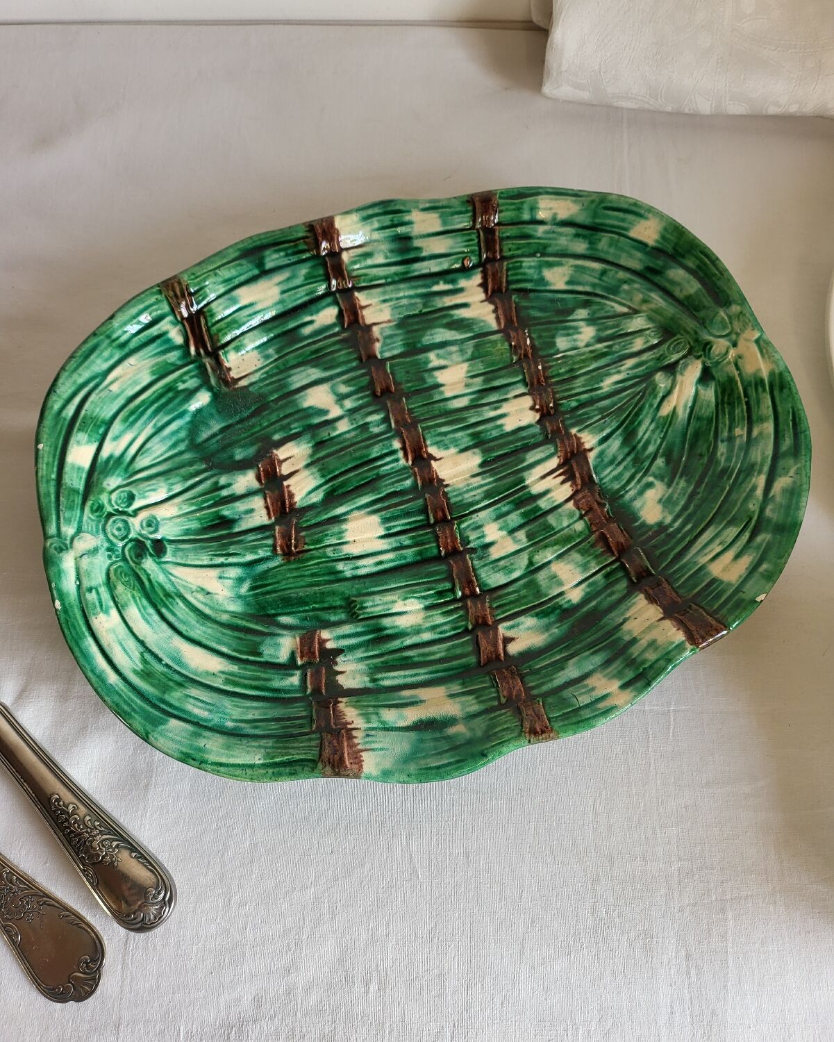 Dish and Asparagus Drainer in Green Barbotine Earthenware