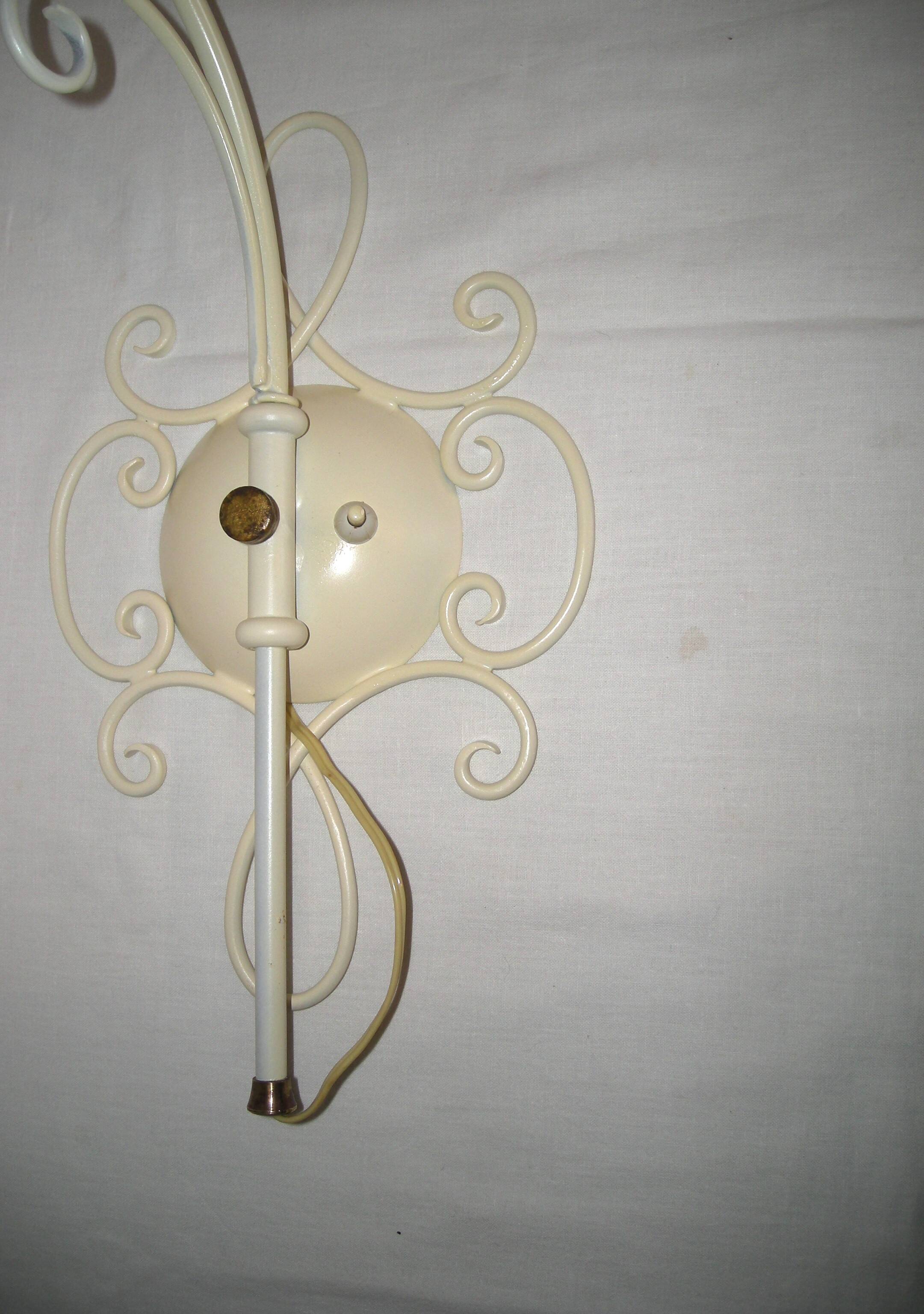 1940s-50s wall lamp