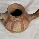 Poterie traditionnelle kabyle / berbère en terre cuite ornée de motifs (4)