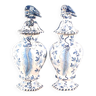 Delft Pair of covered earthenware pots in white blue monochrome