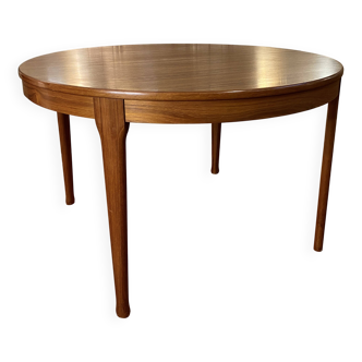 Scandinavian Style Extendable Round Teak Table -