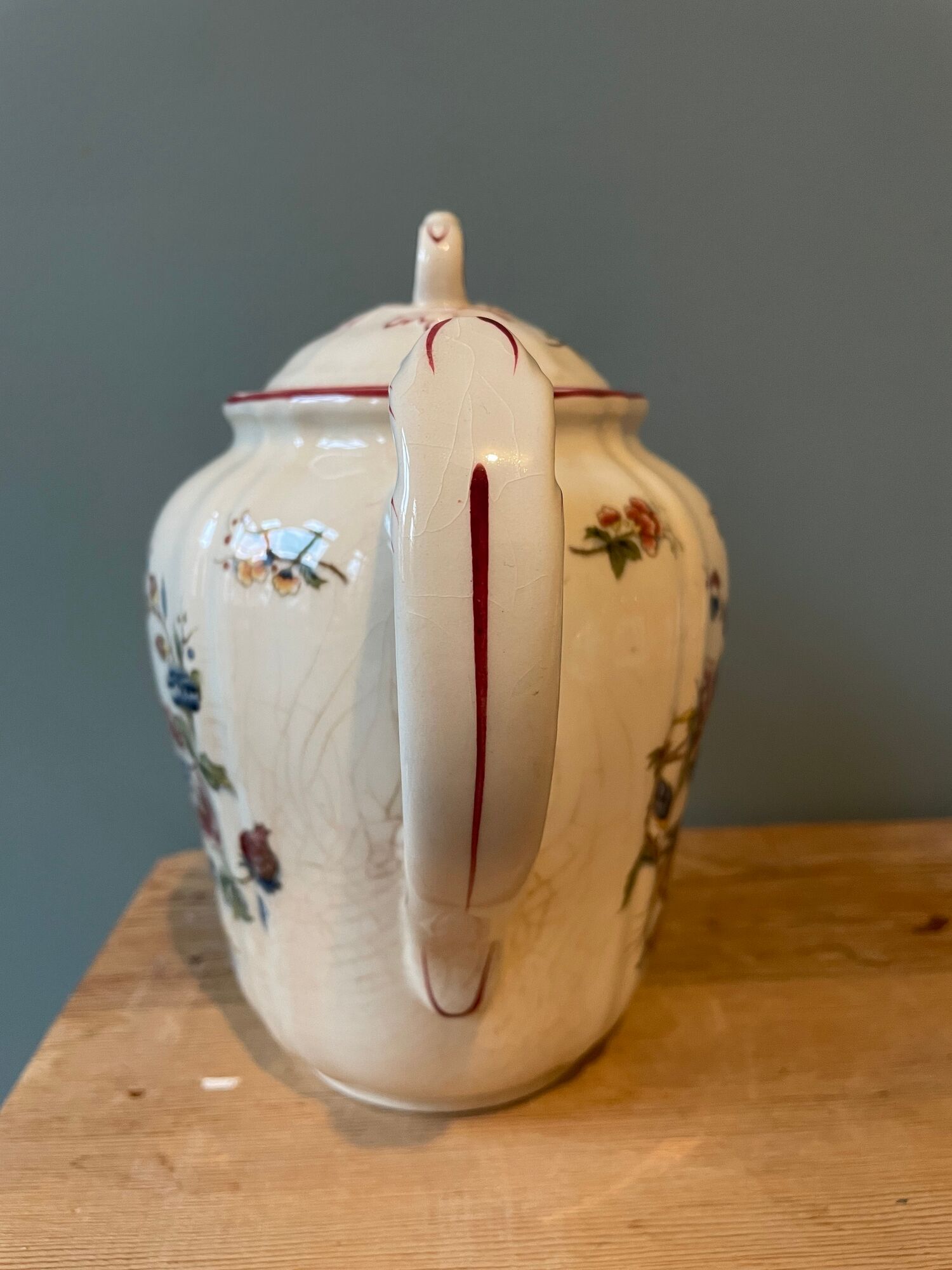Set of 10 pieces of a Villeroy and Boch tea set, Phoenix model