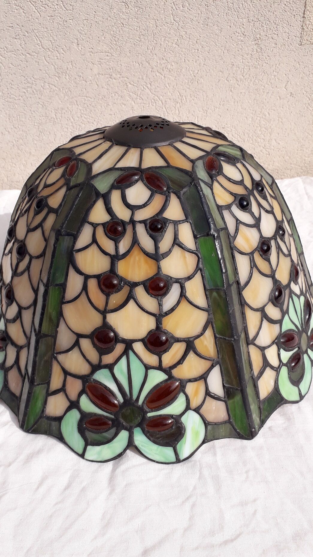 Stained glass lampshade