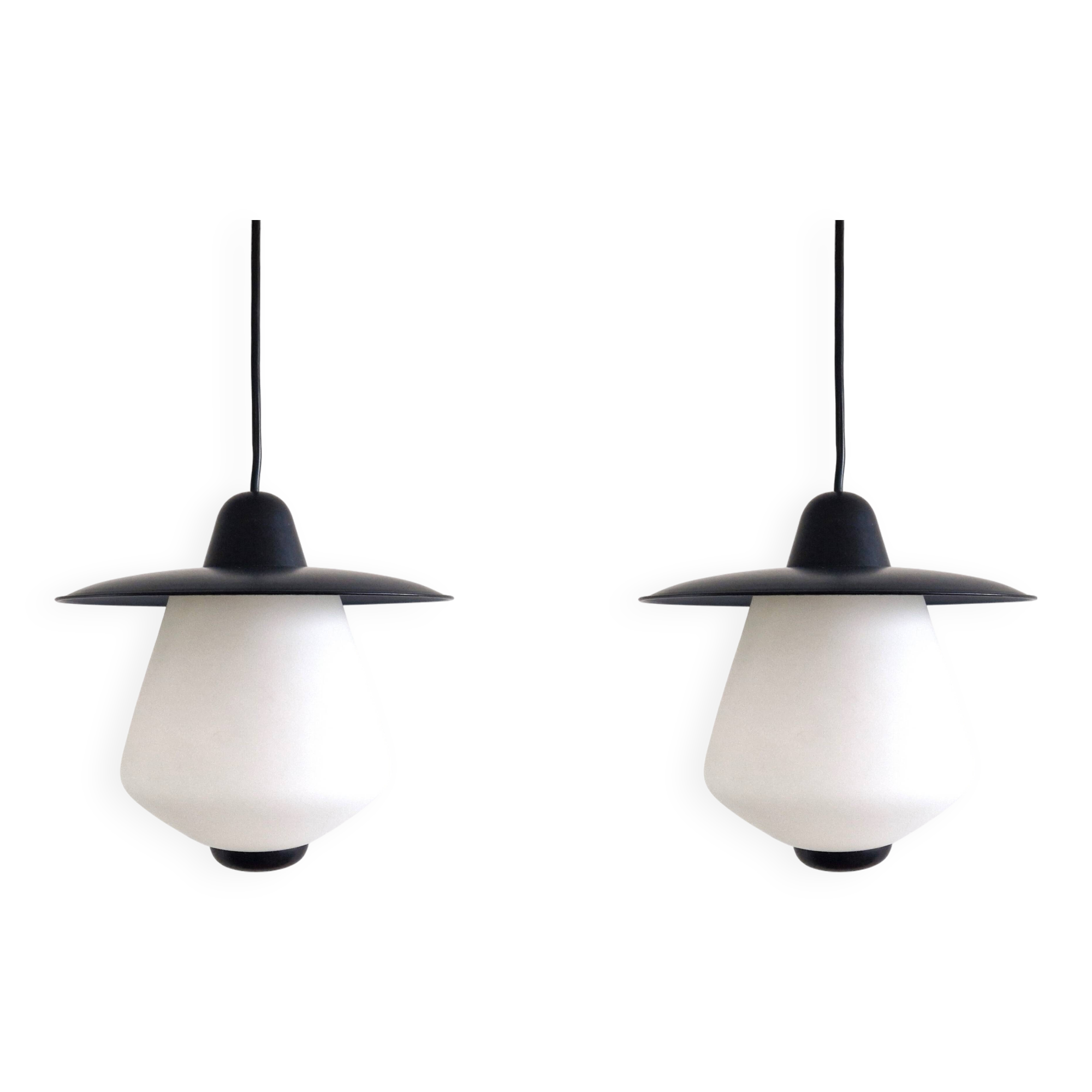 Set of 2 pendant lamps in black and white, 1950's