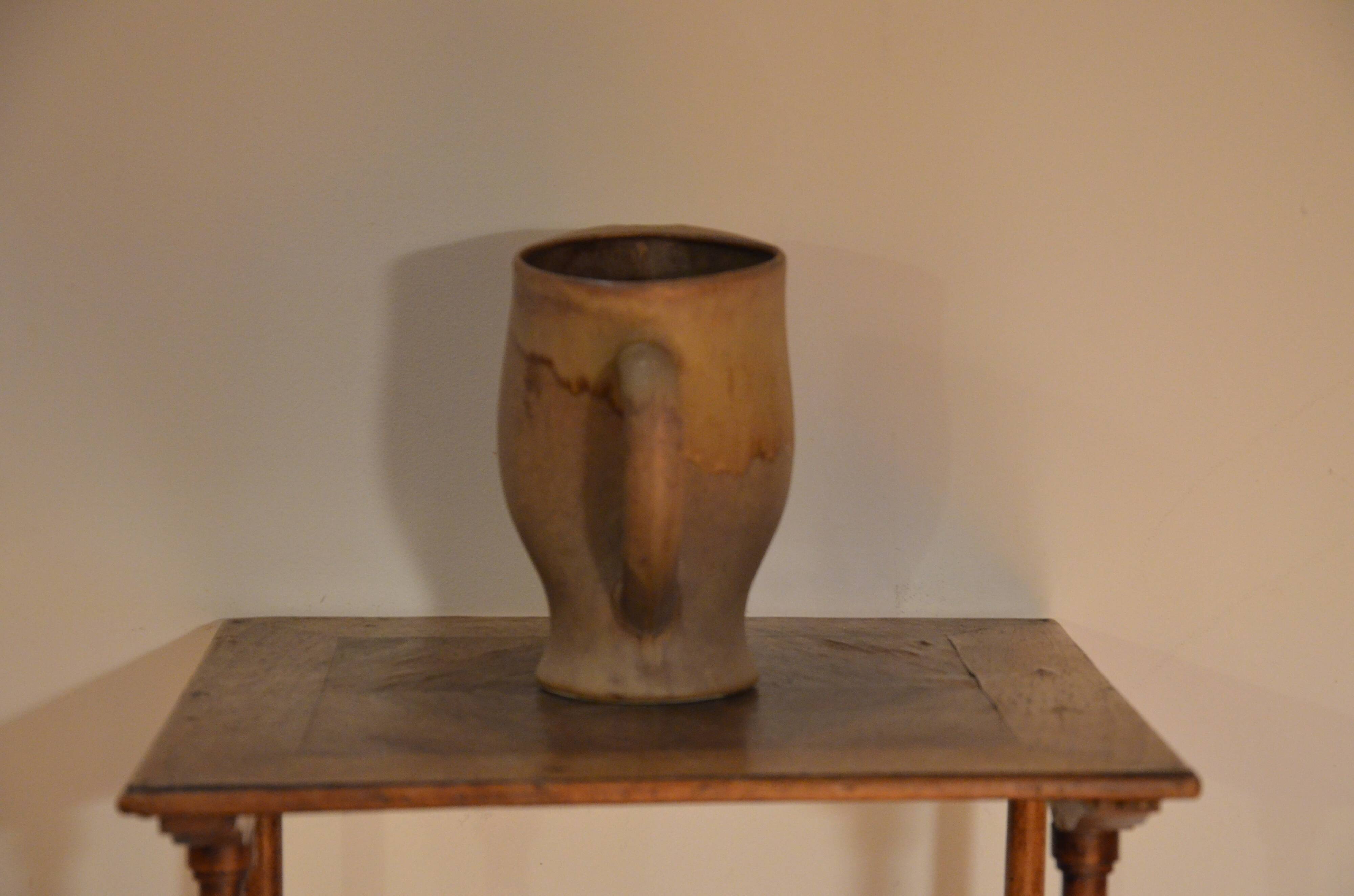 Carafe moderniste beige