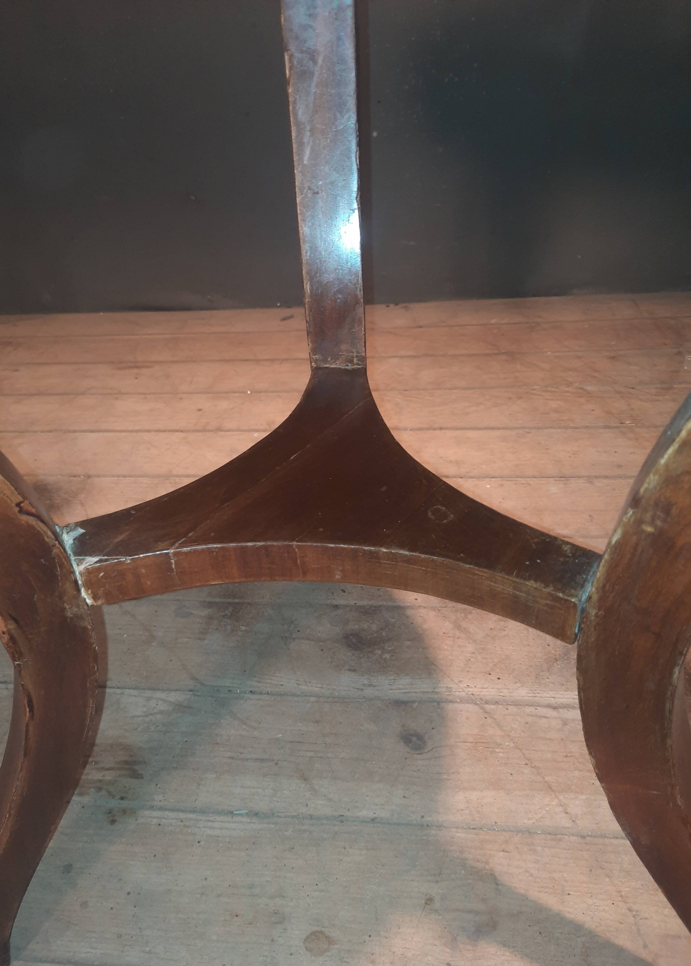 Table "cuvette" of the nineteenth century