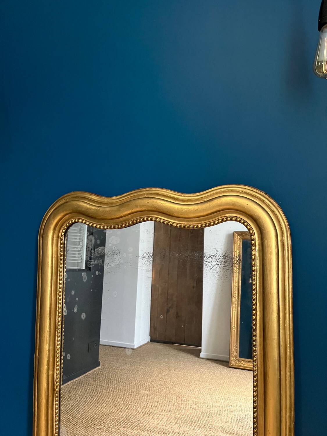 Louis-Philippe mirror 126.5cm/75.5cm gendarme hat shape, mercury glass