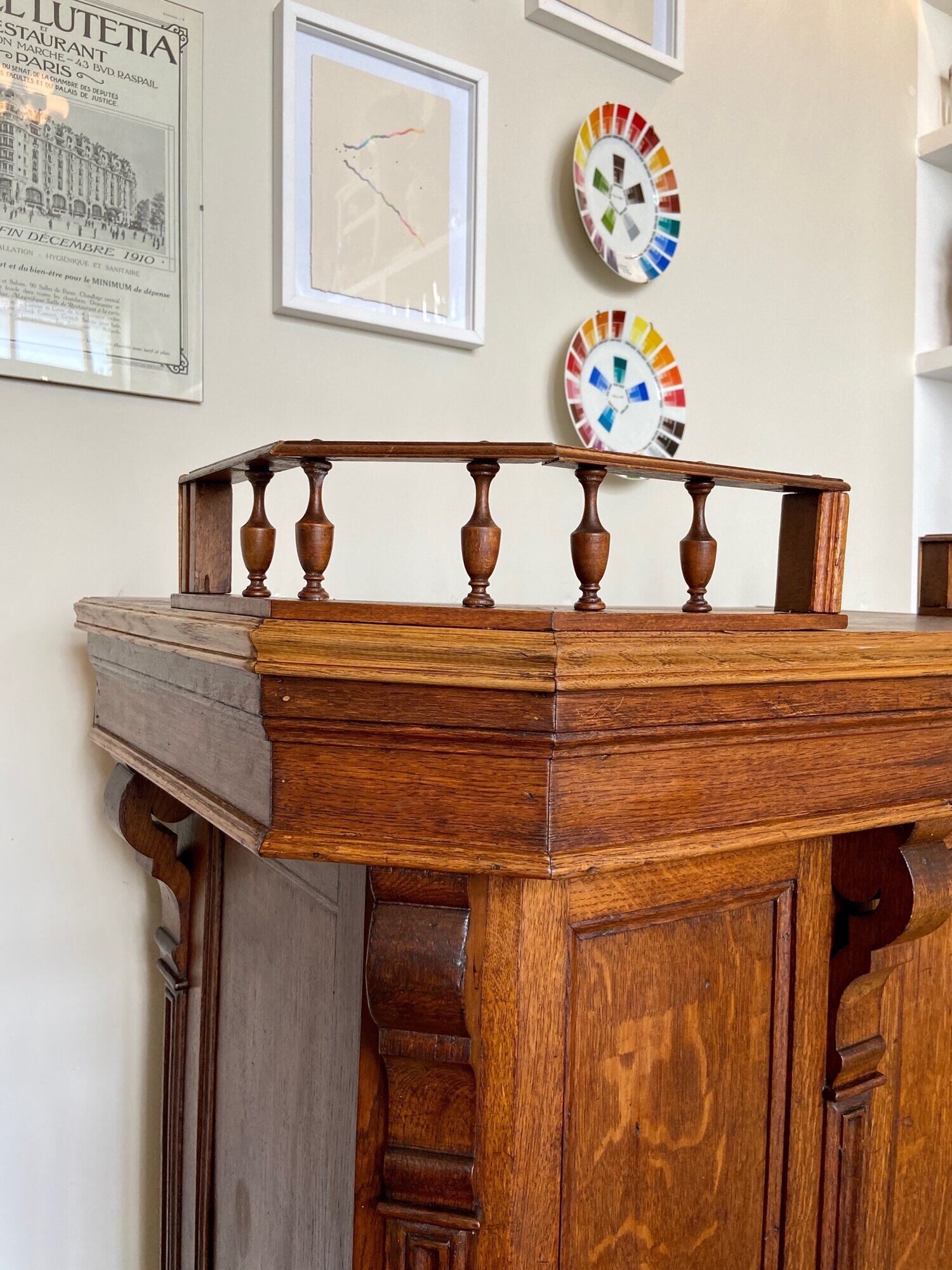 Counter, reception furniture in solid wood early twentieth century