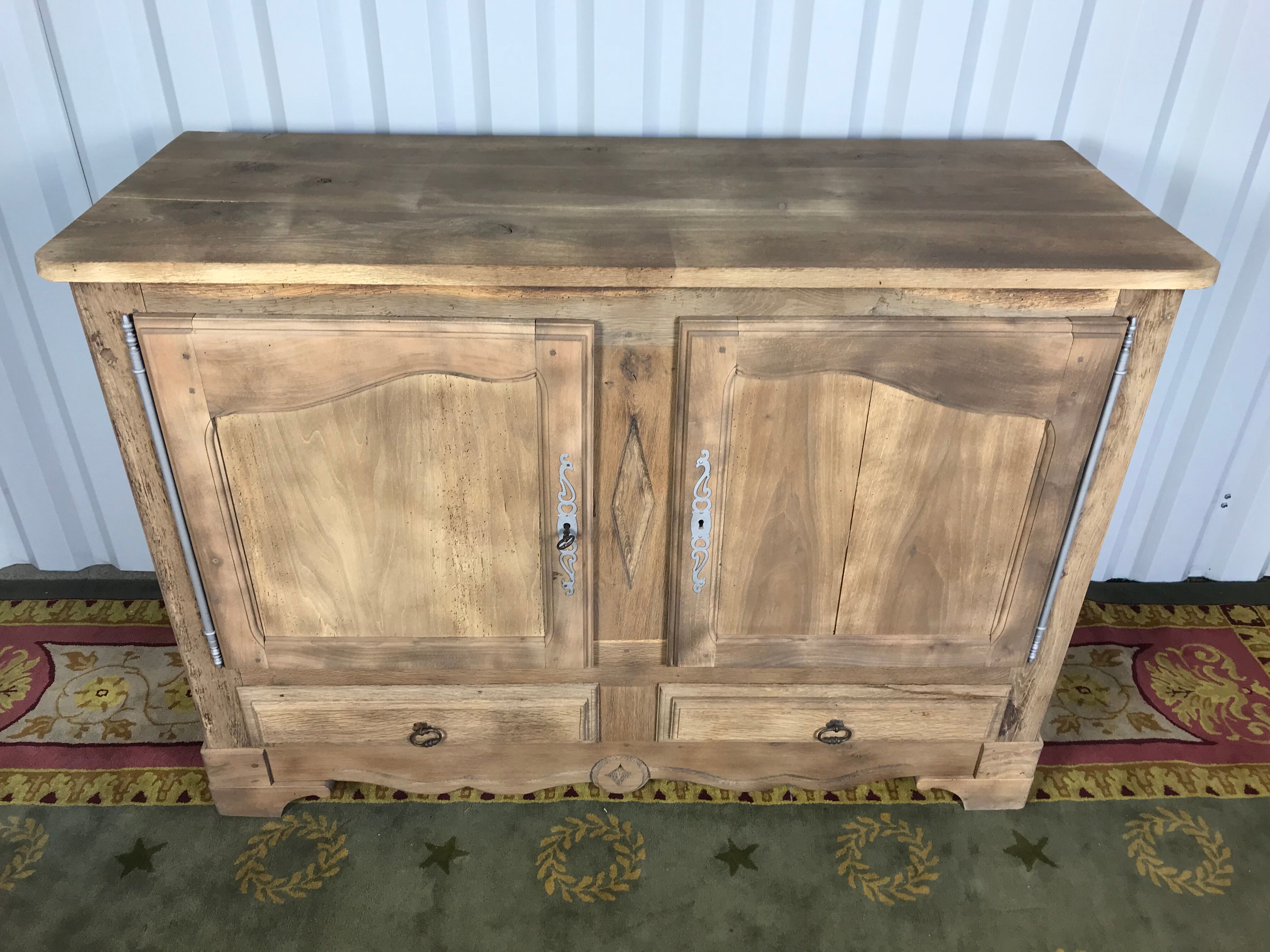 Rustic bass buffet in solid oak erased