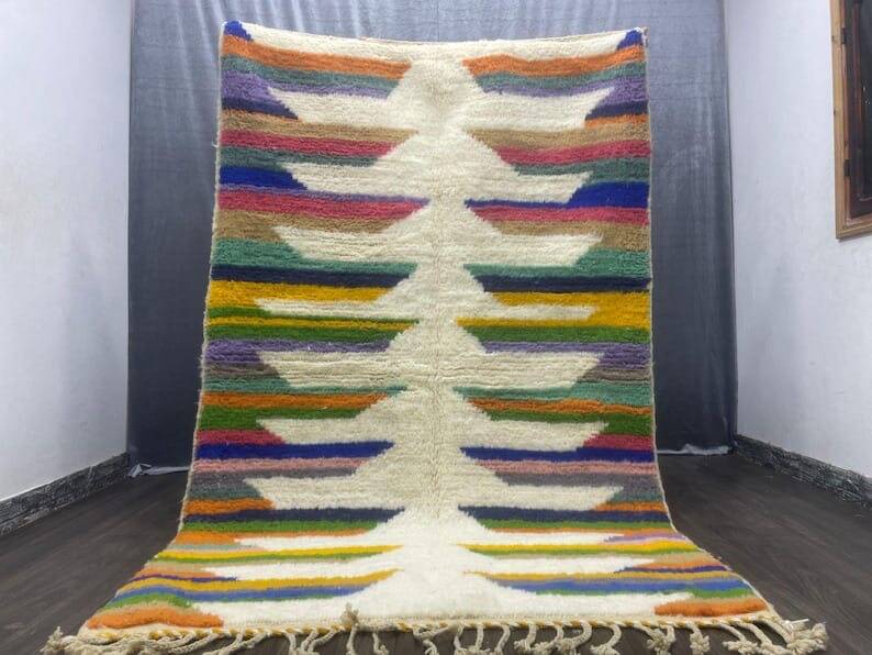 Handmade artisan rug in ochre, size 1.5/2.5 m.