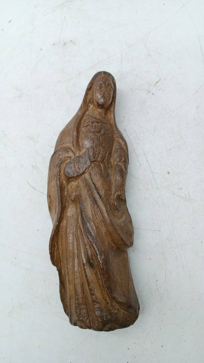 Antique small wooden sculpture of a Madonna from the 18th century