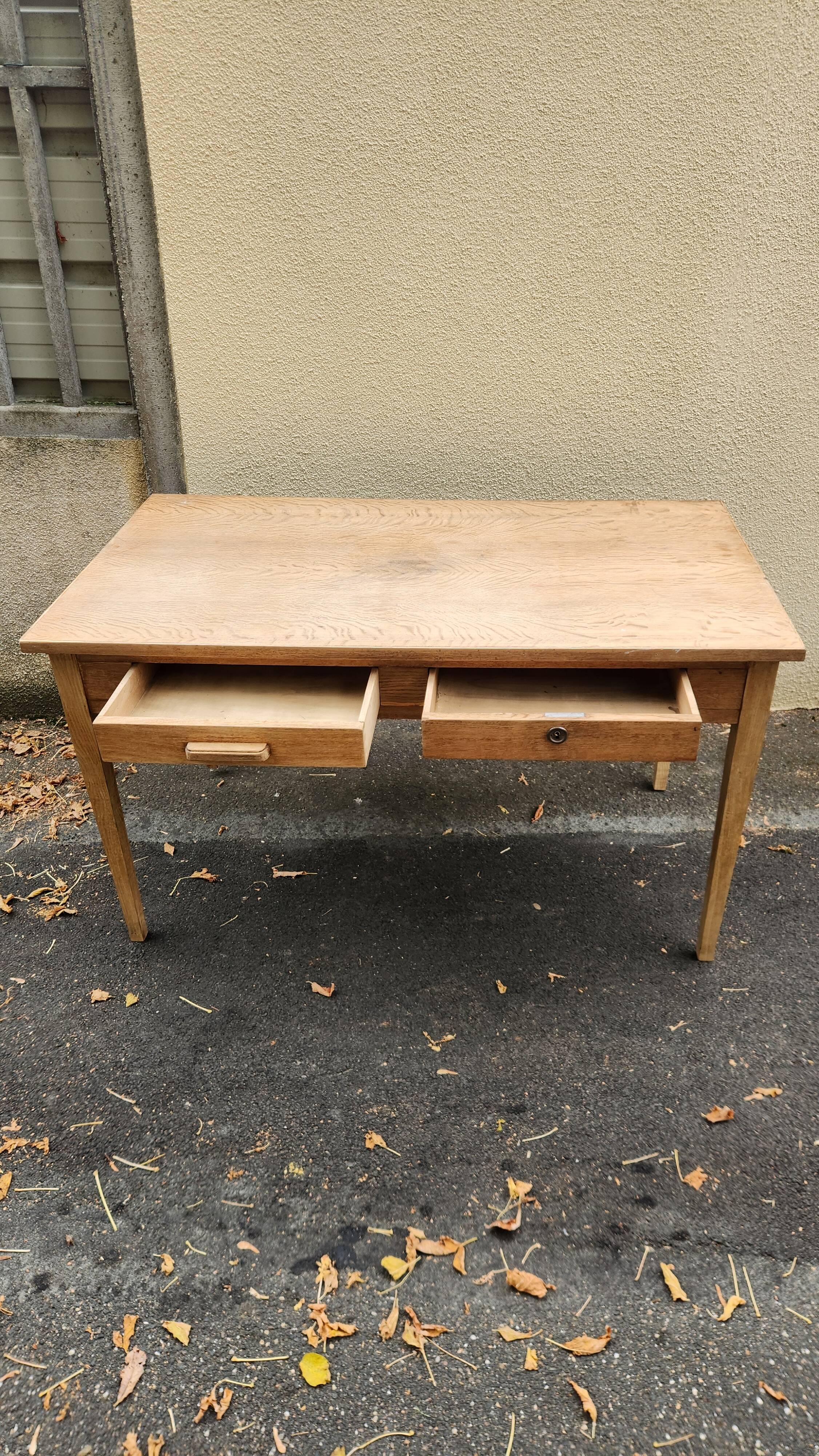 Sanded beechwood table from the 1940s