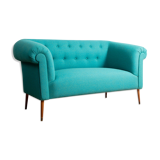 Classic drop down sofa