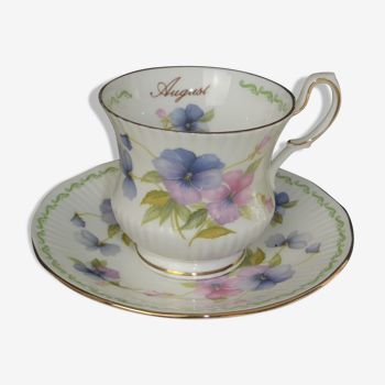 Tasse à thé et soucoupe porcelaine anglaise Queen's rosina China-Août+décor de pensées