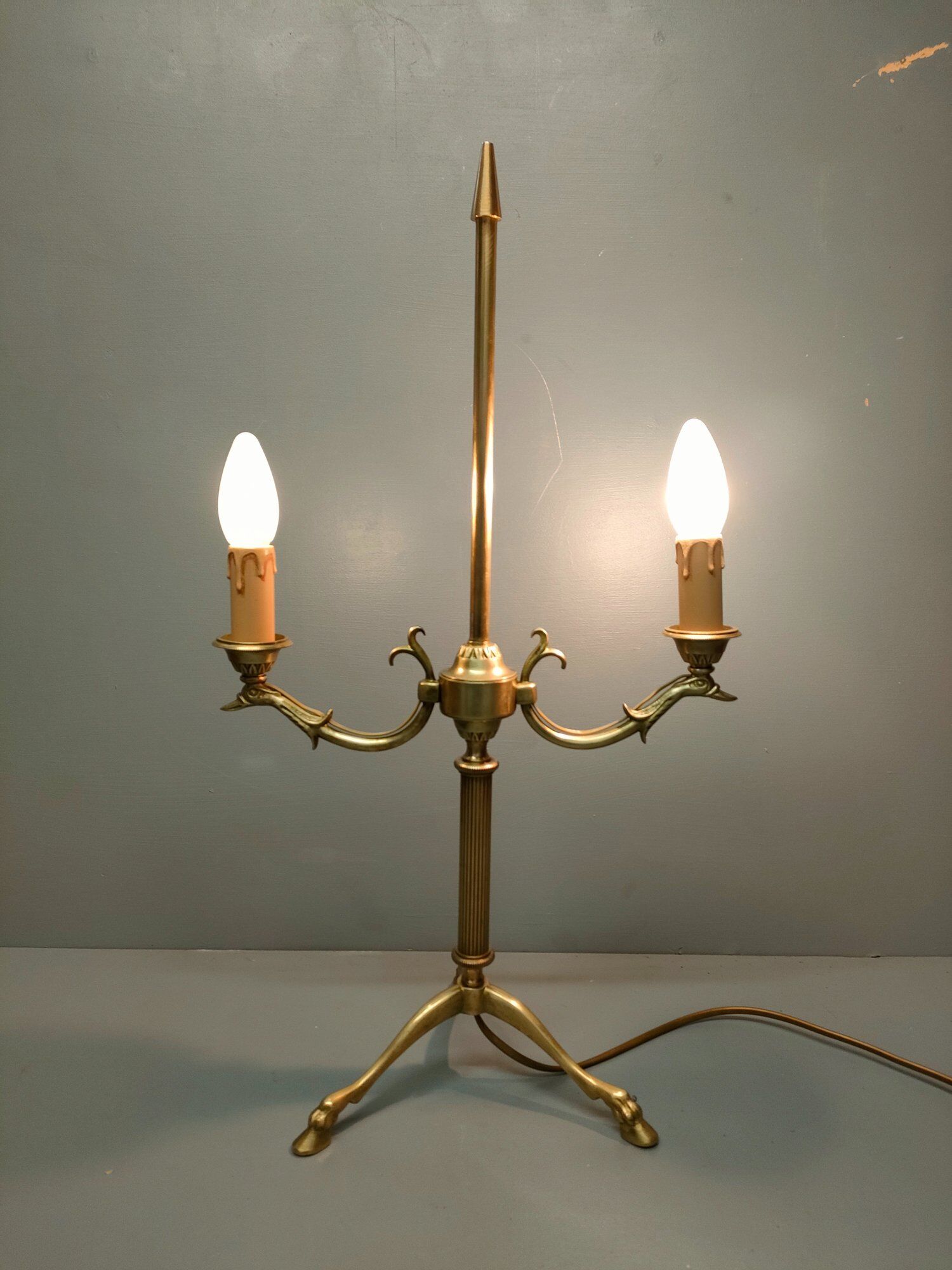 Napoleon III style zoomorphic lamp foot