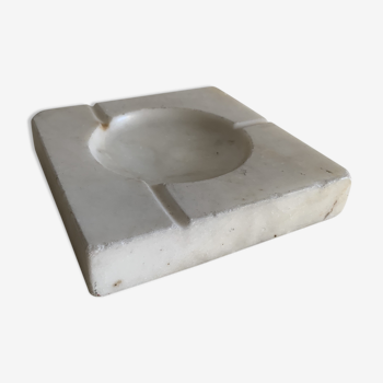 Square ashtray in white marble