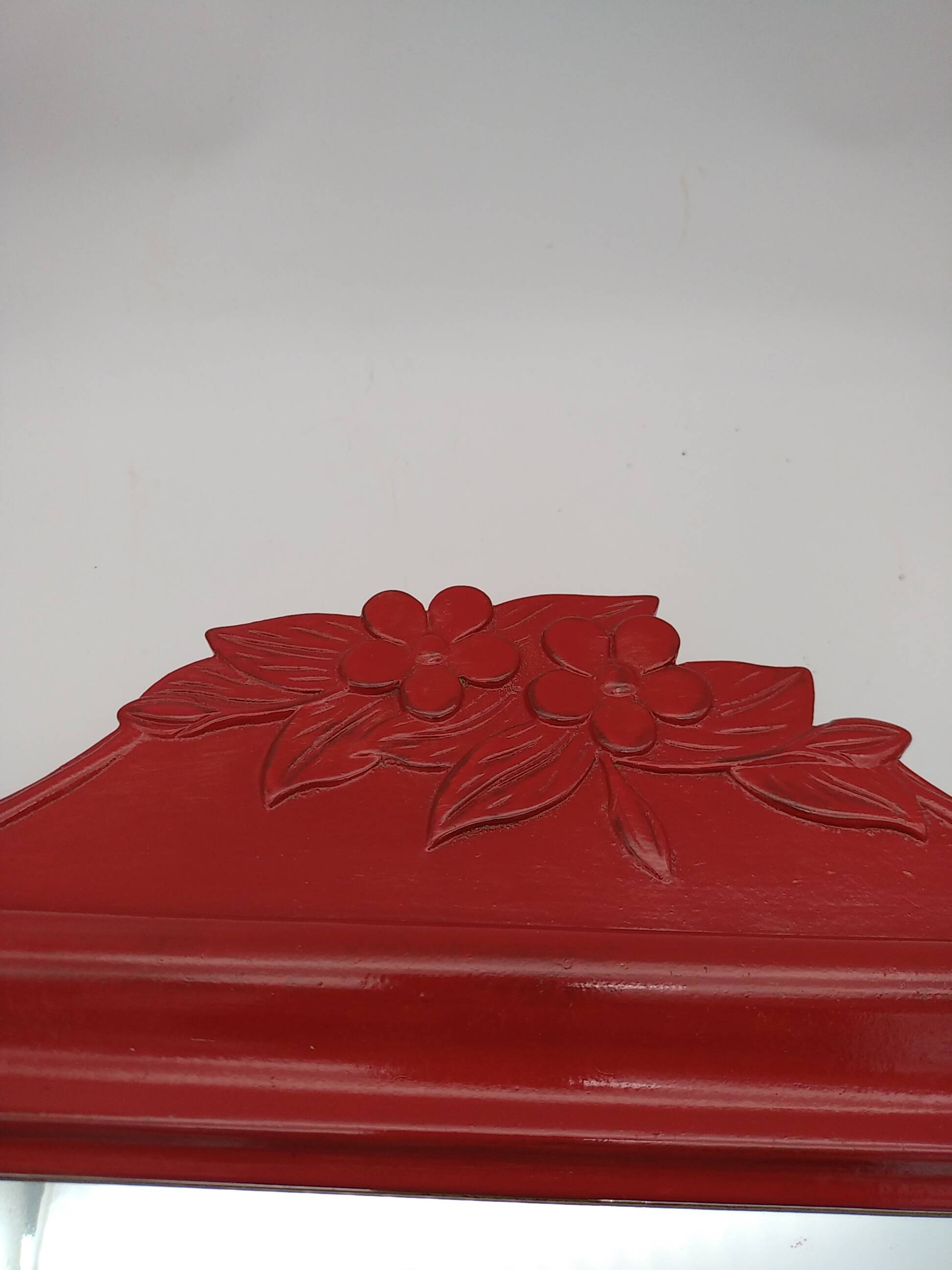 Wooden wall key holder mirror.Country Corner.