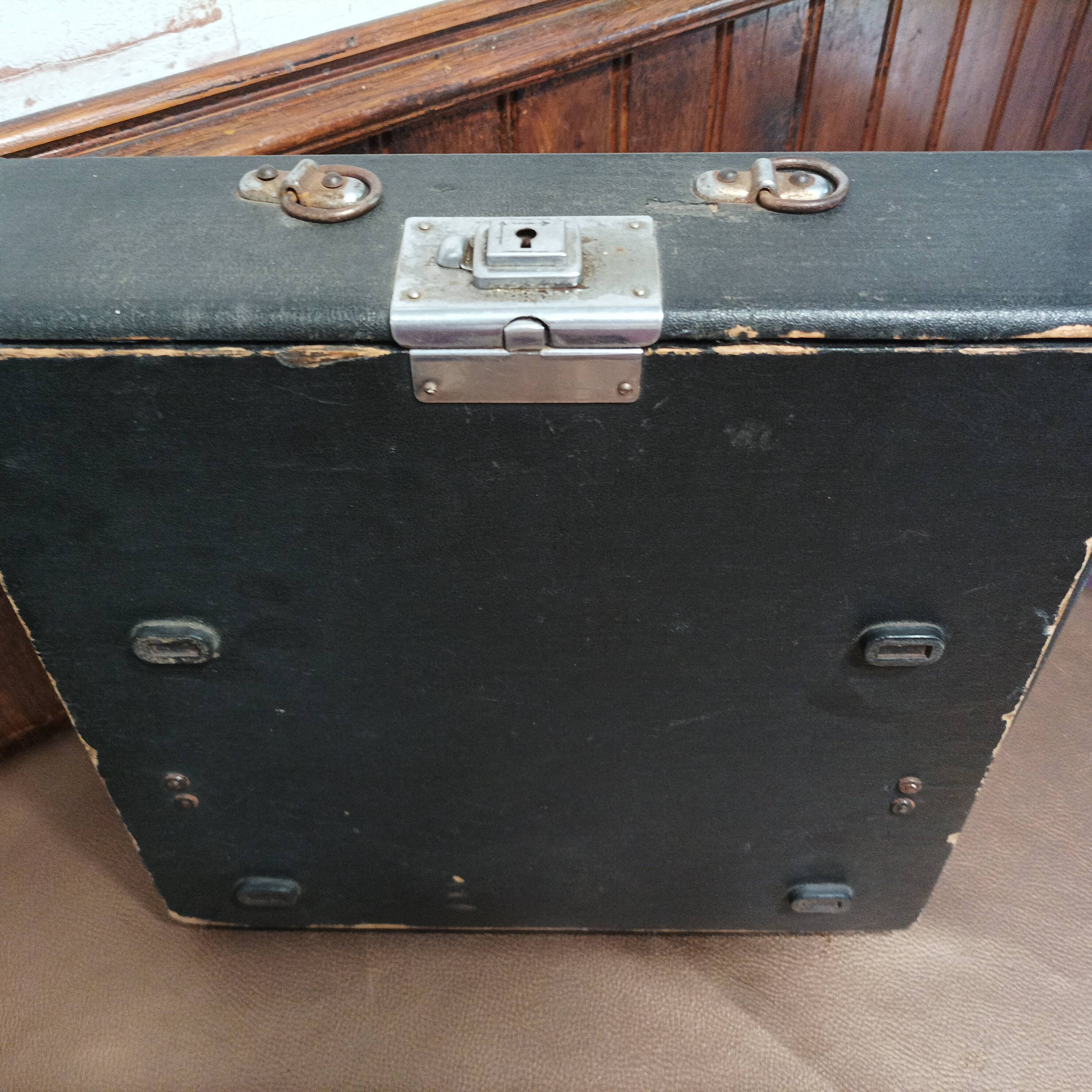 Grome Model N Typewriter, 1940's AZERTY Keyboard (RARE)