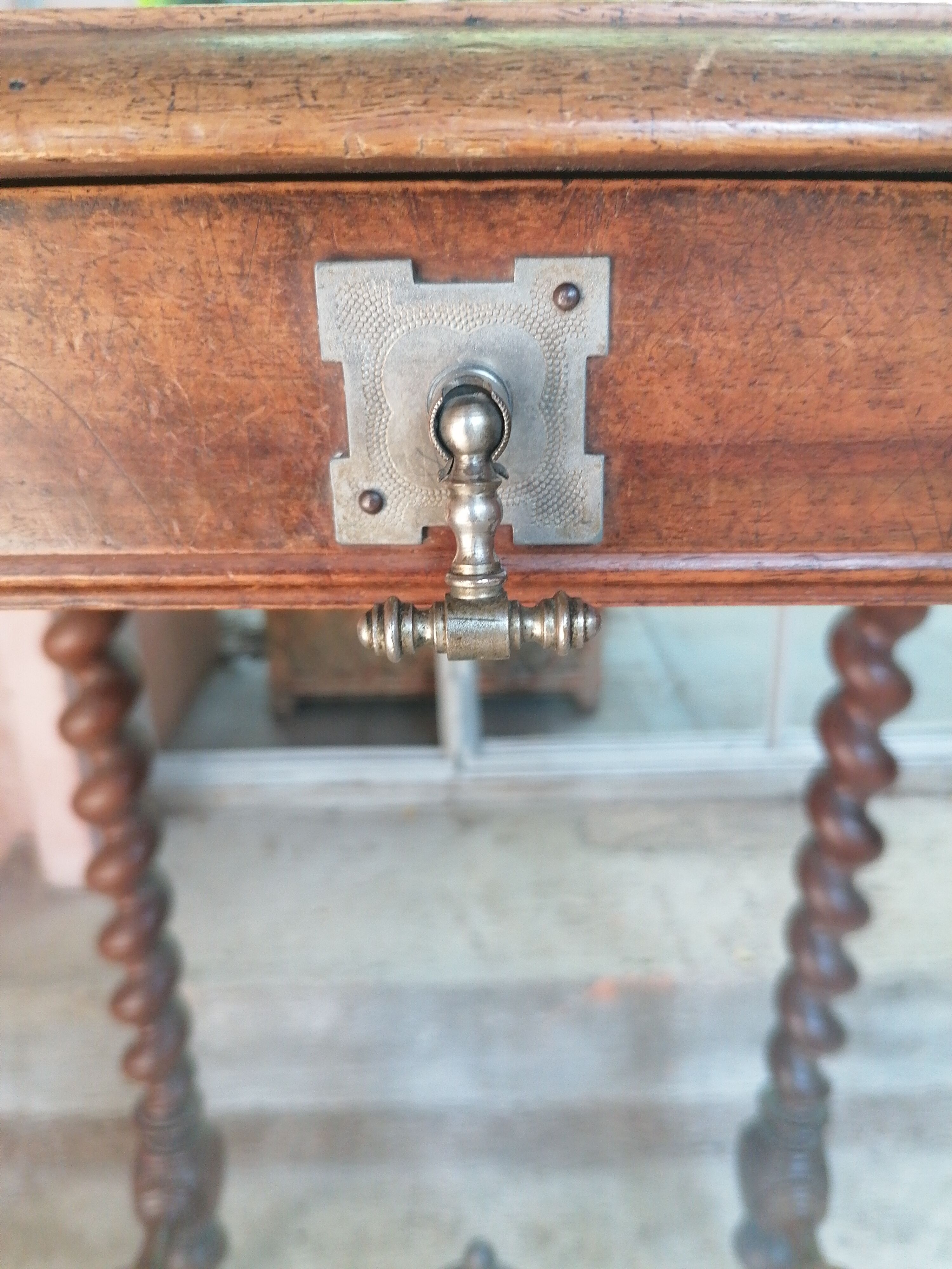 Table d'appoint