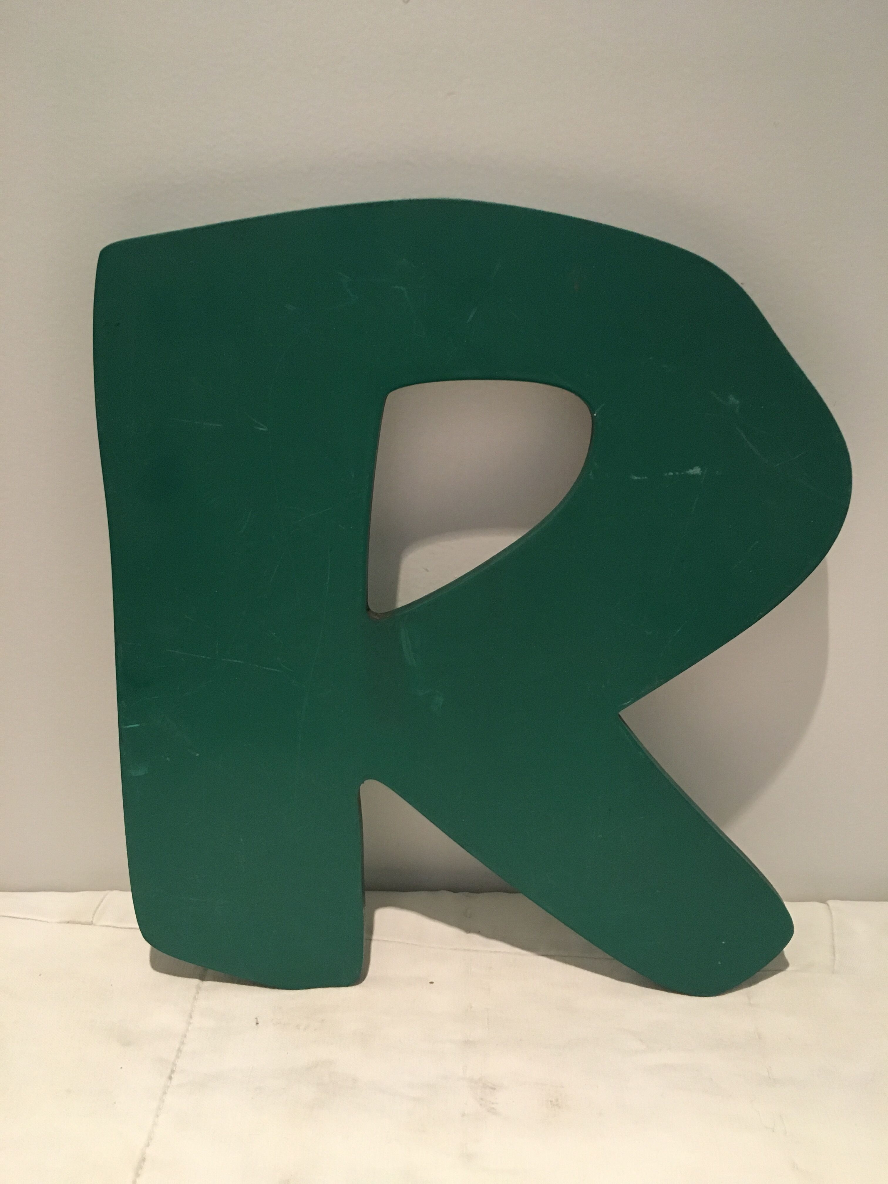 Letter R