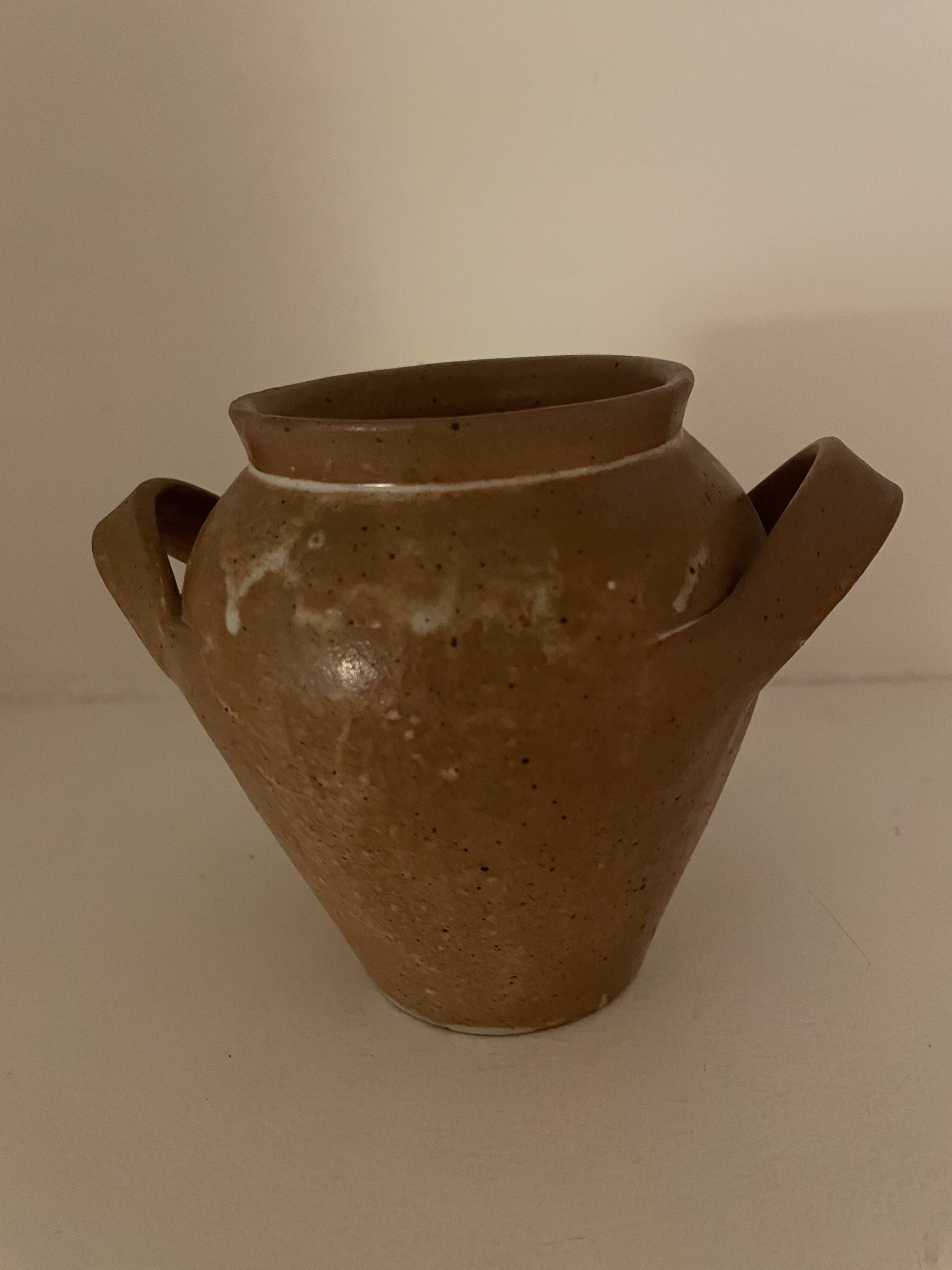 Set of 18 decorative items