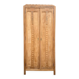 Armoire parisienne art
