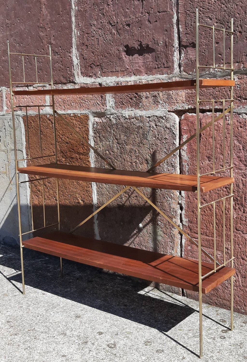 Etagère scandinave string, sur pied (ou mural) bois/ métal doré
