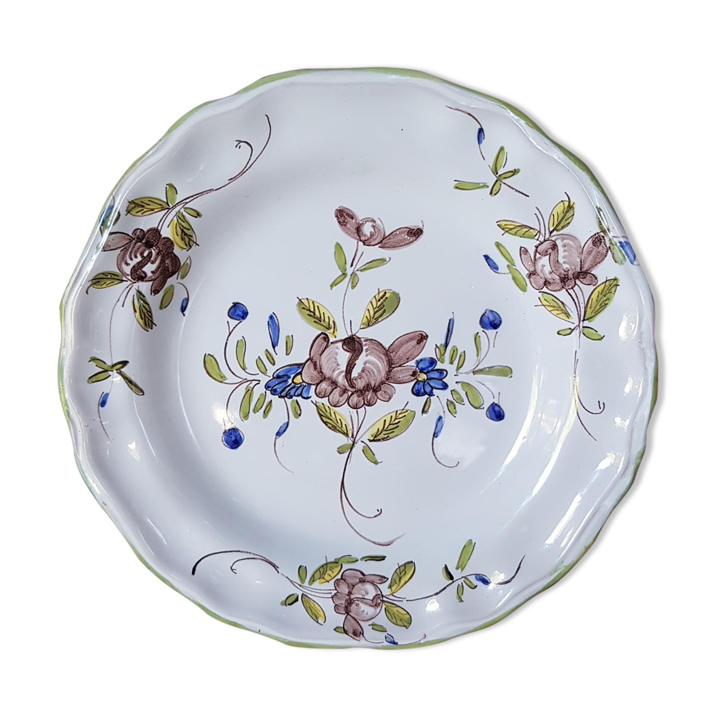 Earthenware plate decoration flowers