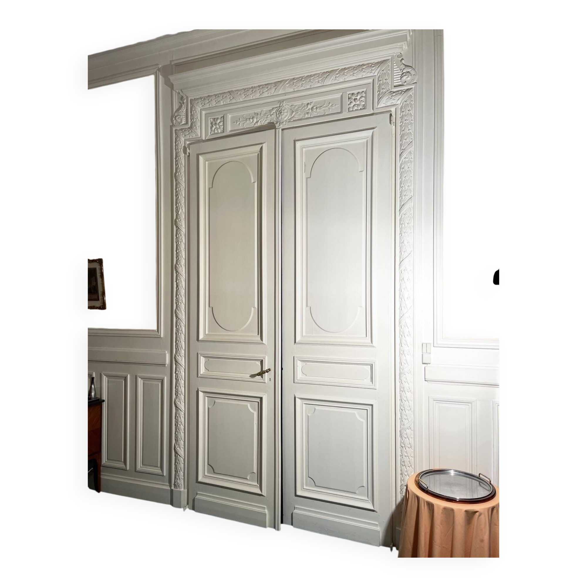 Double communication door