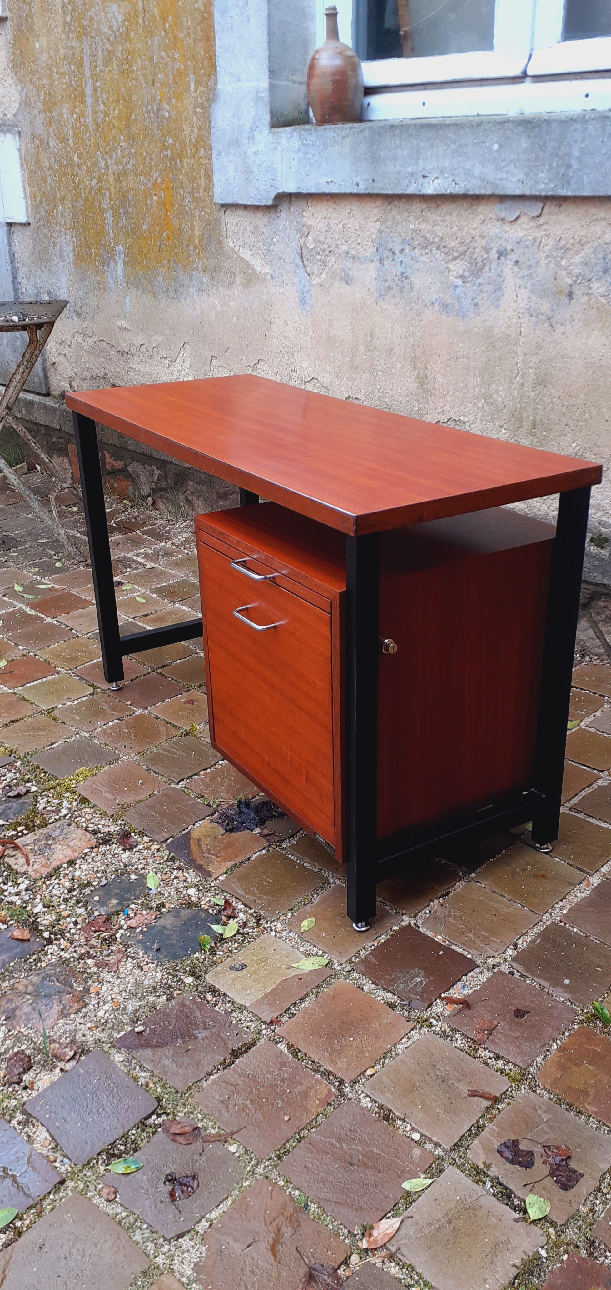 Desk year 60 Henri Balavoine