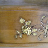 Cozy 70's headboard