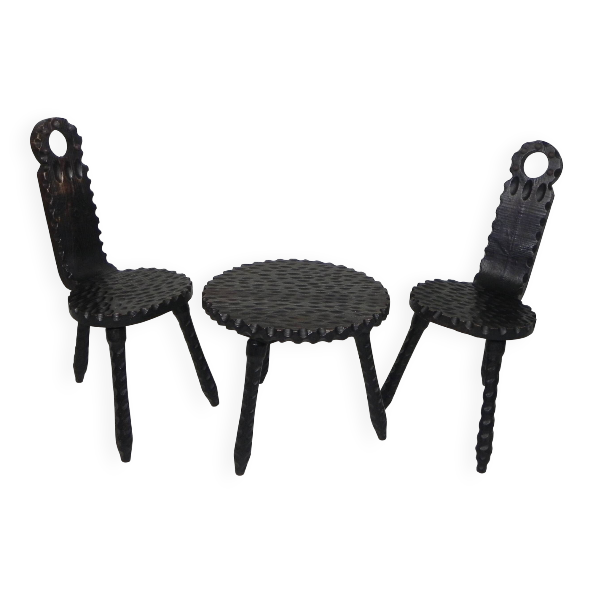 Set of 2 Spanish Brutalist chairs and coffee table, 1960s