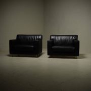 Pair of lounge chairs by Kunihide Oshinomi for Matteo Grassi 1980s