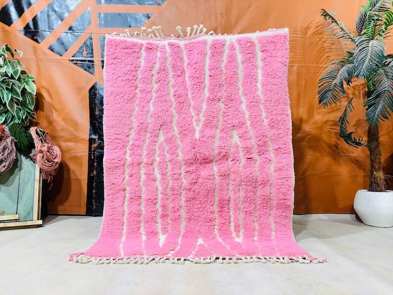 200cm x 100cm traditional multicoloured rug