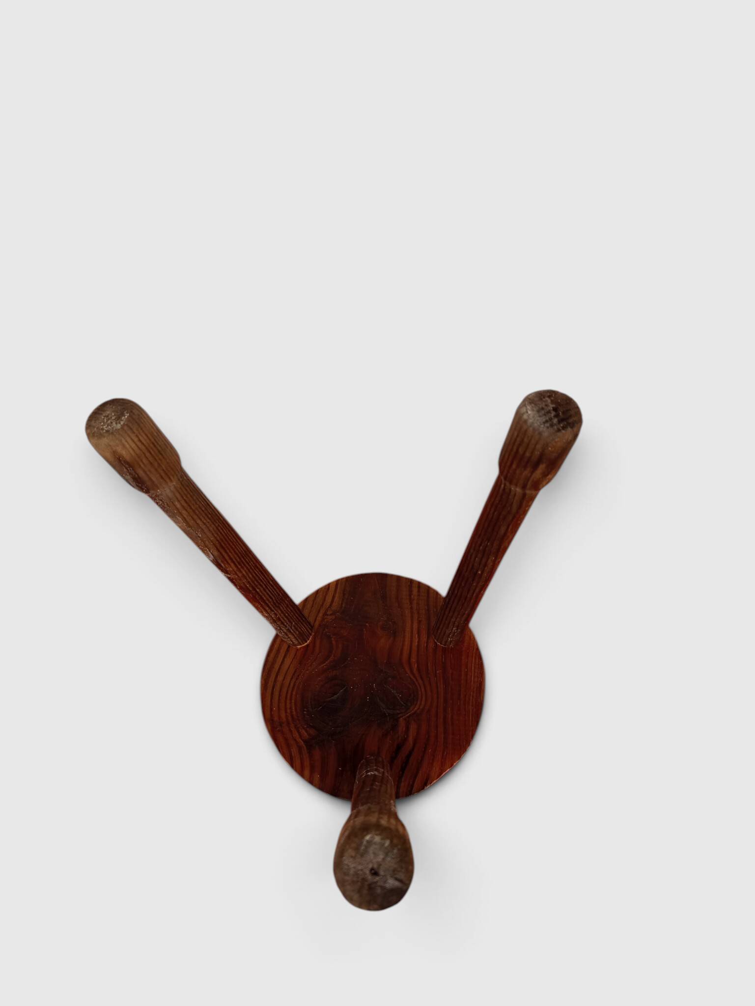 Tabouret tripode en bois massif  Années 50/60