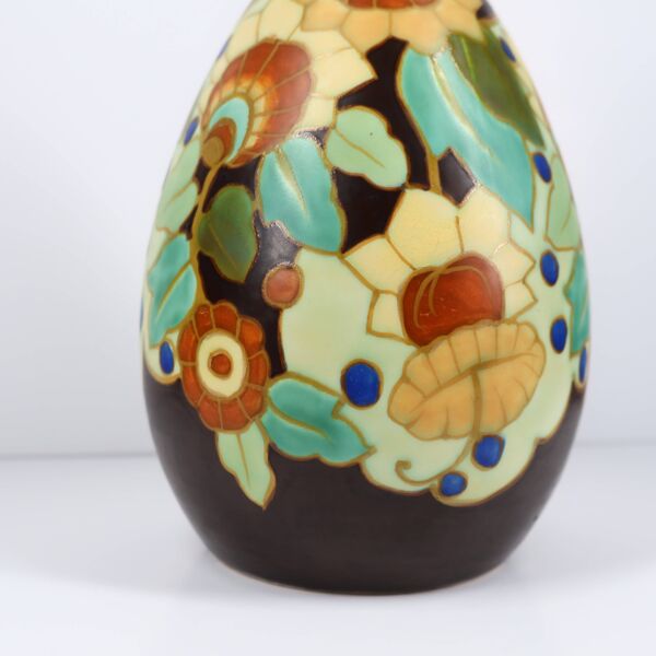 Vase Art Déco Boch Keramis à décor floral stylisé