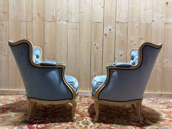 Paire de Bergeres bleues de style Louis XV